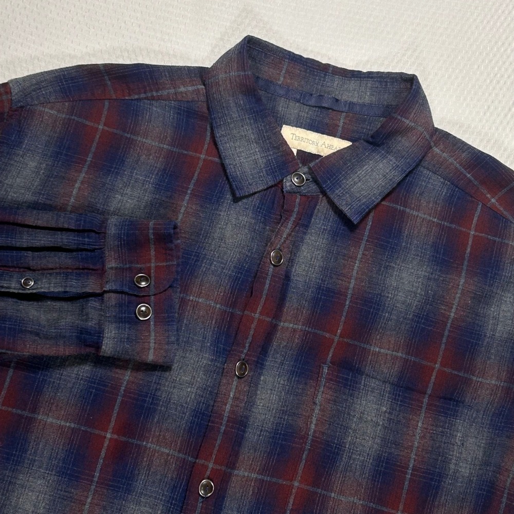 Territory Ahead Mens L Plaid Button Down Shirt Cotton 2008 Gorpcore Cabin